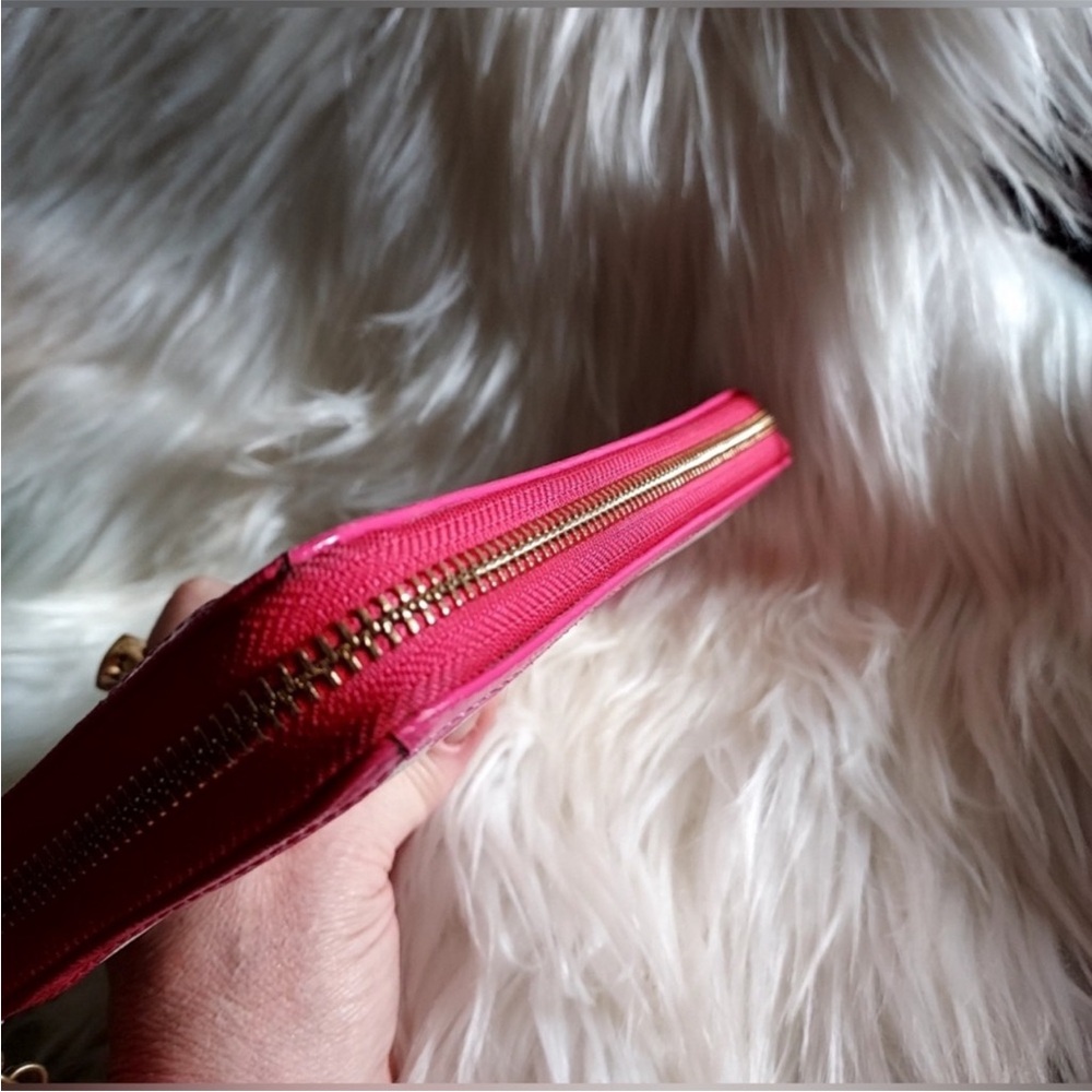Coach Vintage Polka Dot Patent Leather Trim Wallet, Rare - Picture 9 of 12